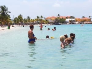 Week #05 en #06 4 Zwemles Max in zee