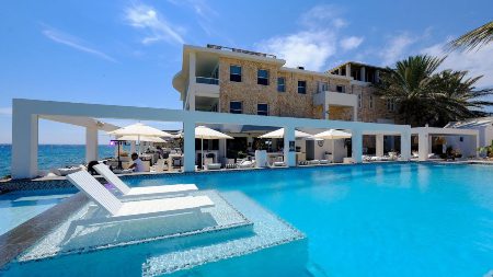 saint tropez curacao