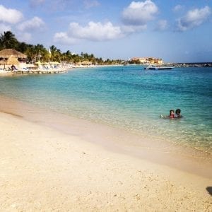 Top 3 stranden van Laura 10 cabana-beach-curacao-4