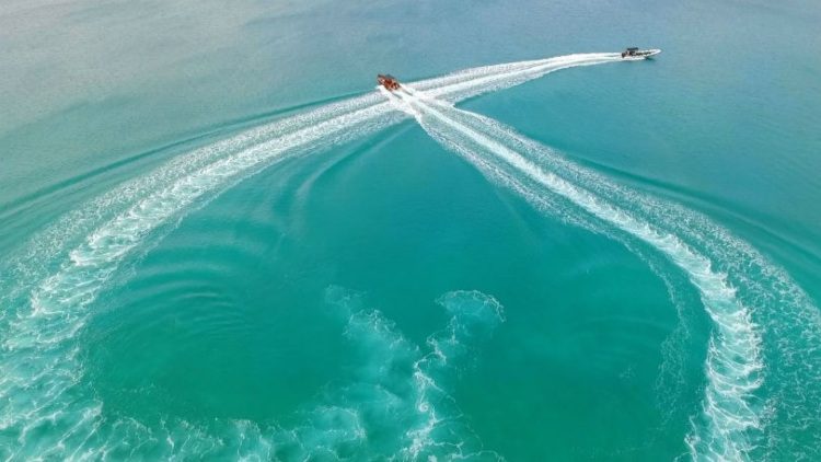 Klein Curacao | Powerboat 8 klein curacao powerboat snel 750x422 1