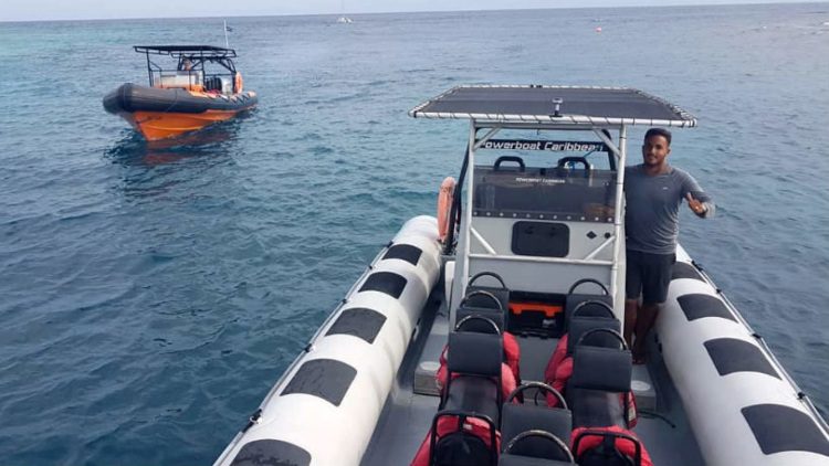 Klein Curacao | Powerboat 7 powerboat klein curacao leeg 750x422 1