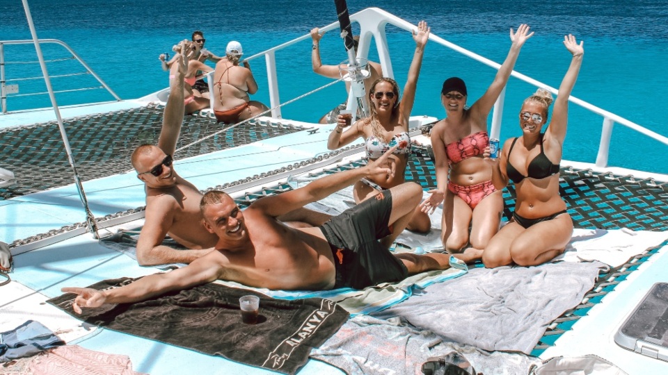 catamaran feestje klein curacao