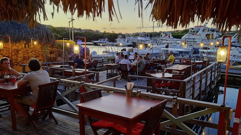 tabooshh curacao restaurant