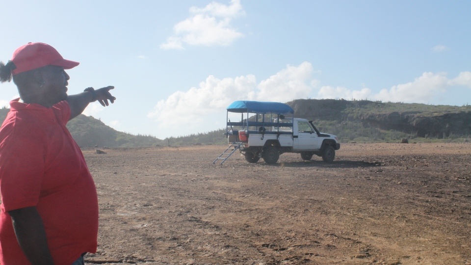 offroad jeep tour curacao hato vlakte 960x540 1
