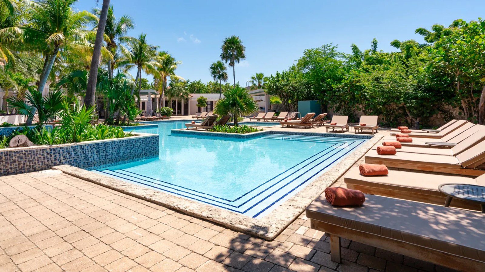 Zoetry Curacao zwembad