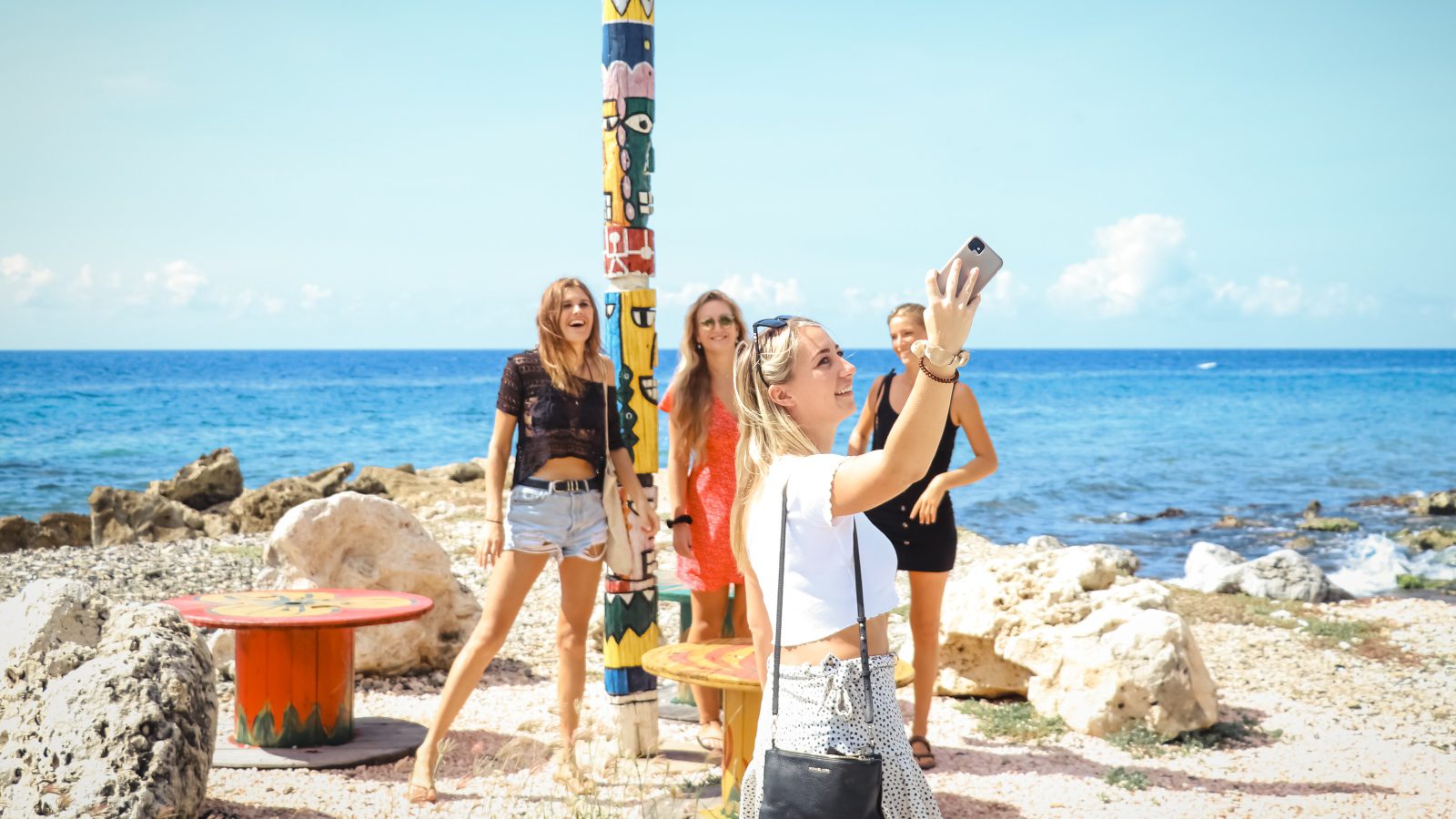 Crazy 33- ontdek Curacao op een te gekke manier!