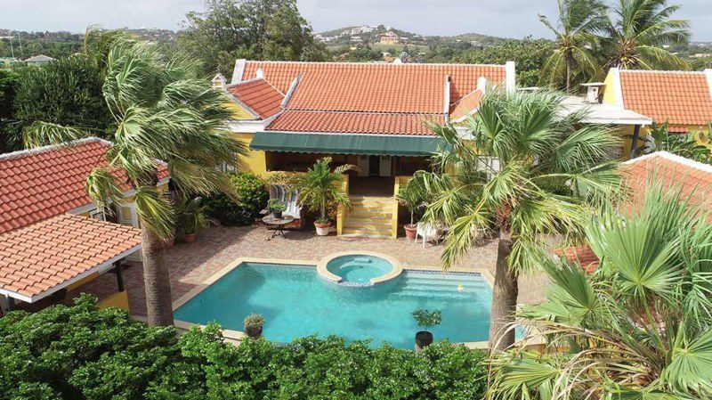 Mini Resort op Curacao 7 landhuis bona vista curacao zwembad 800x450 1