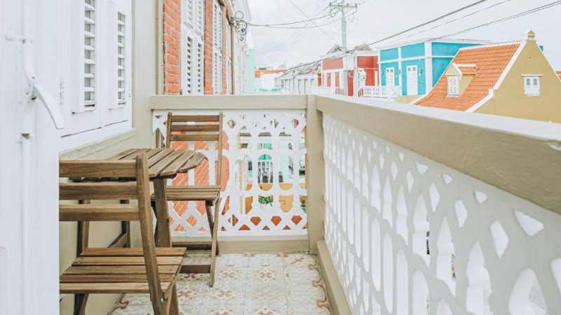 terra boutique hotel curacao balkon 800x450 1